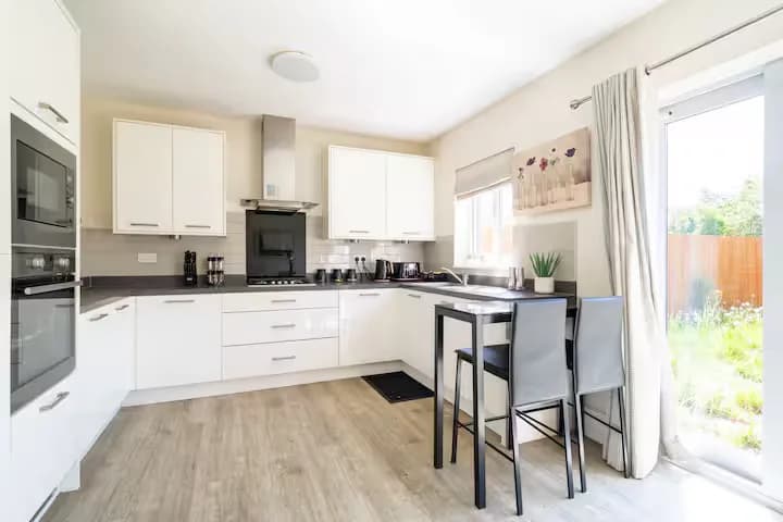 Kitchen and dining stools