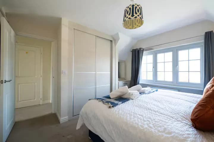Bedroom storage