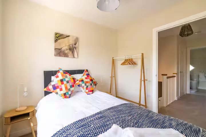 Single bedroom