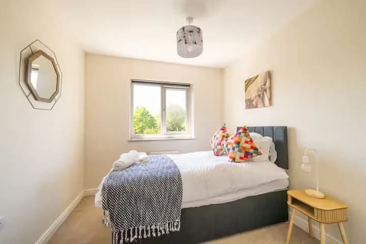 Single bedroom