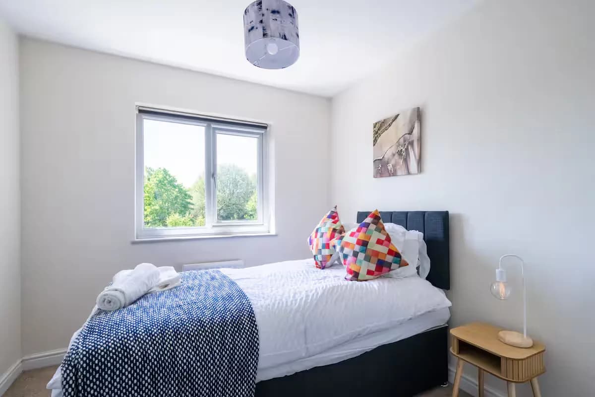 Single bedroom