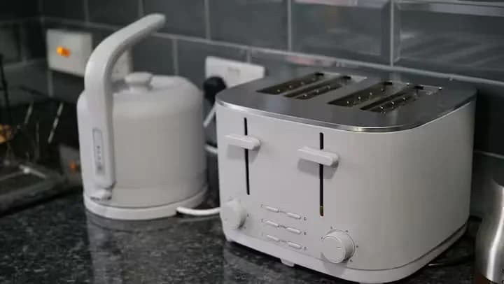 Kettle and toaster